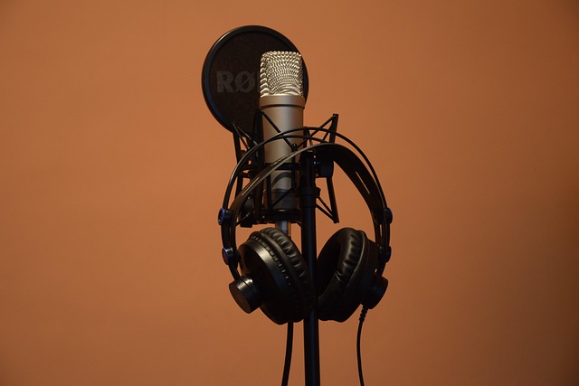 studio microphone and headphones for tech review podcast